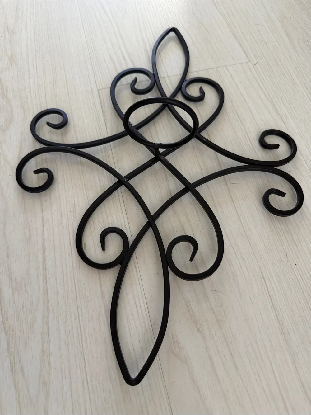 Decorative Black Metal Wall Scroll Pair - Elegant Home Wall Decor